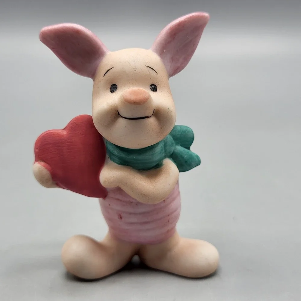 Disney Piglet Ceramic Figurine Small Heart Scarf Made in Japan Pink Shelf Decor